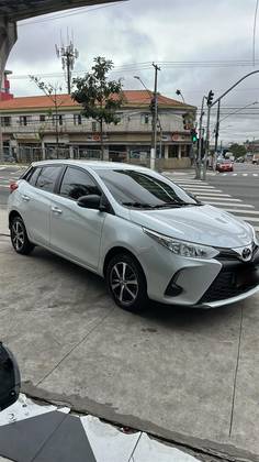 TOYOTA YARIS 1.3 16V FLEX XL LIVE MULTIDRIVE